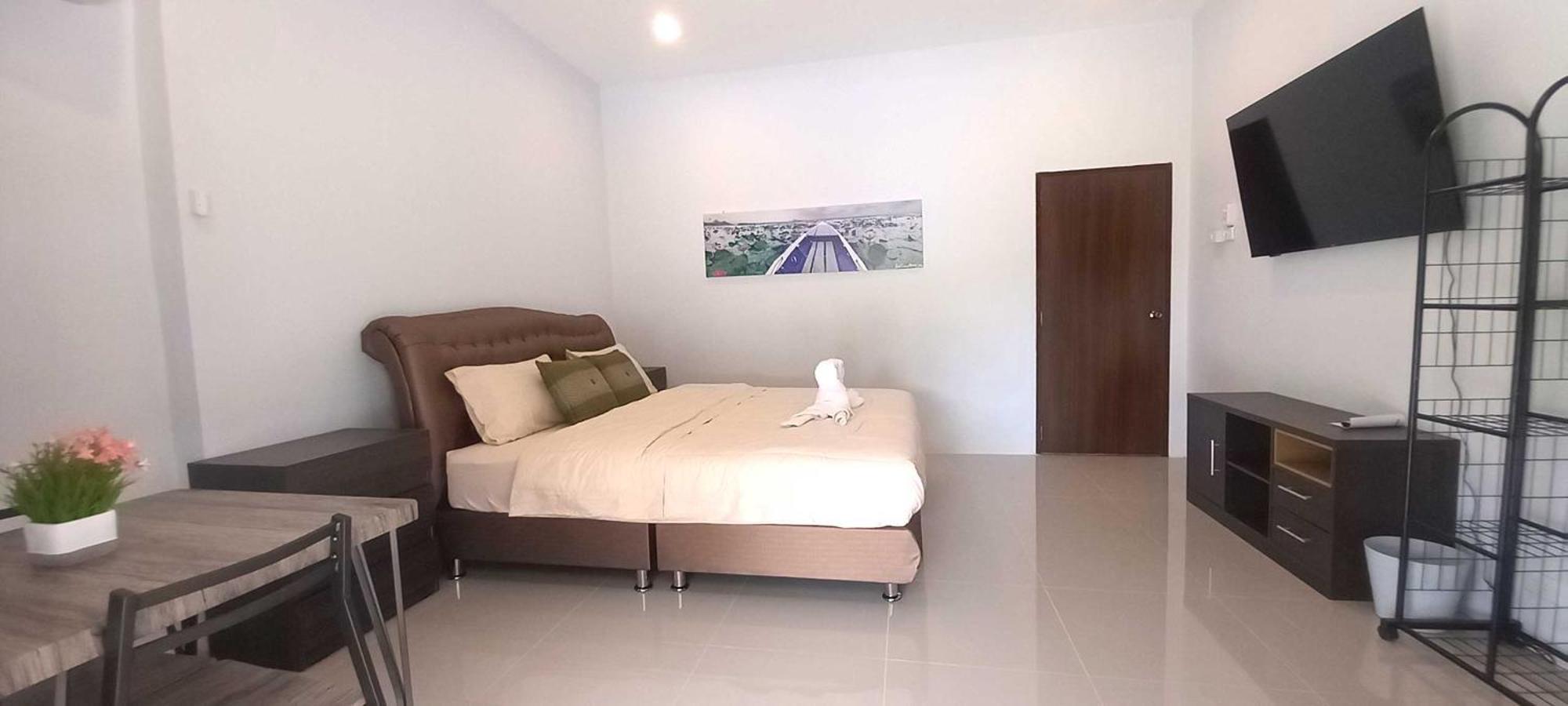 Bua Daeng Luxury Homestay Kumphawapi Bagian luar foto